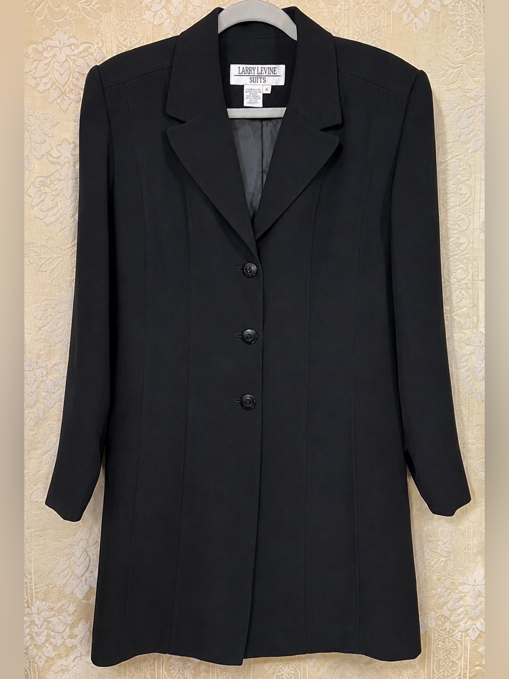 Larry Levine Size 6 Black Longline Blazer Jacket 3 Button Tailored
